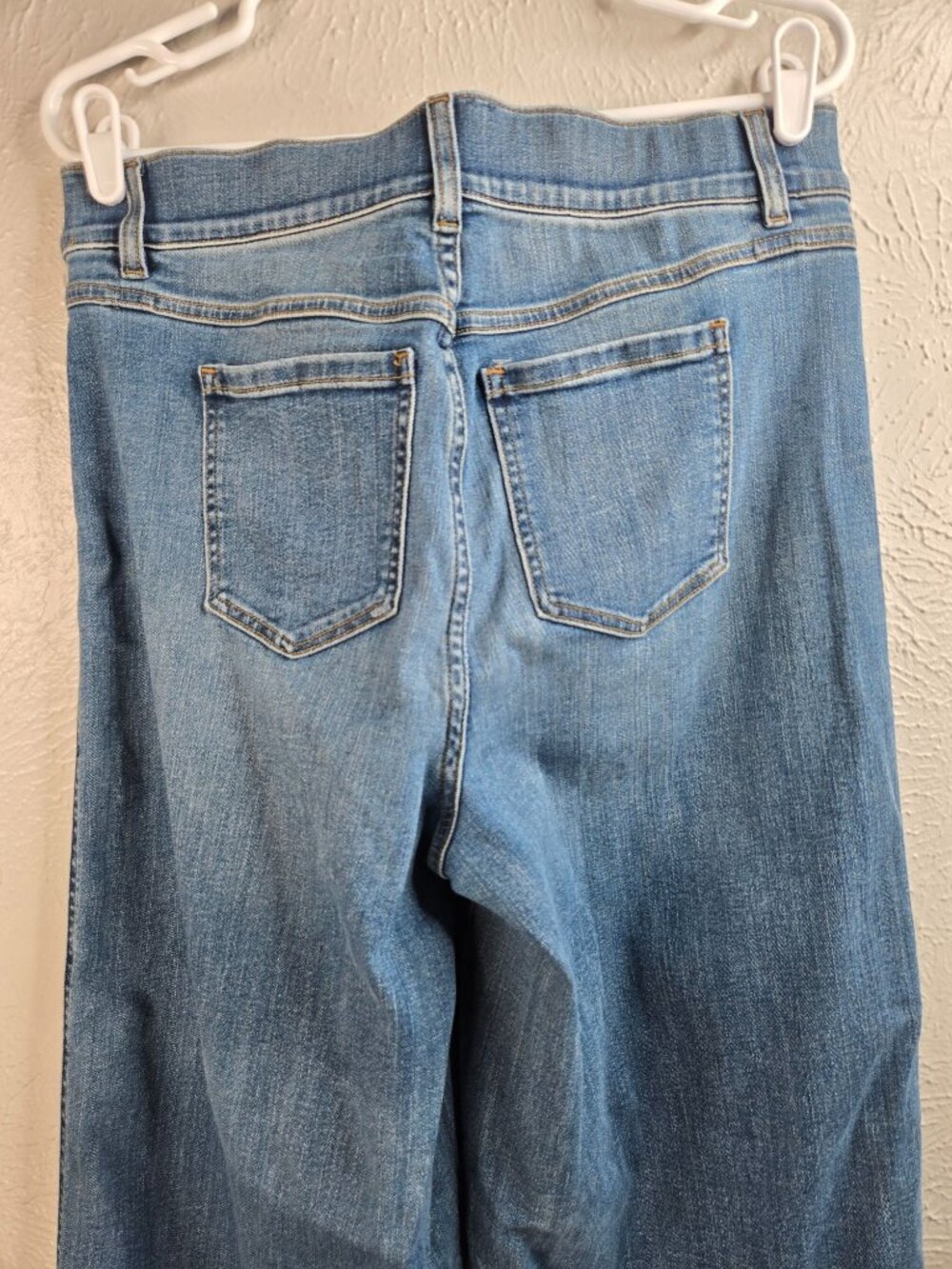 Spanx Wide Leg Pull On Shaping Blue Jeans L High Rise Relaxed Fit Slimming Denim - Picture 7 of 9
